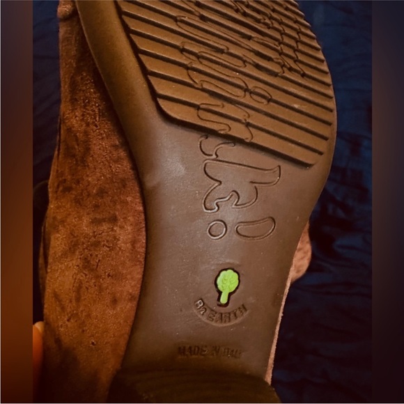 Women's Brown Suede Lace-Up Shoes 6.5 - Picture 6 of 8